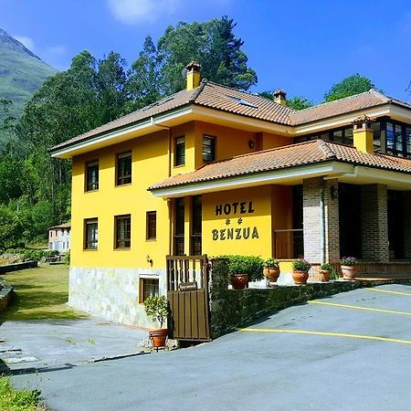 Hotel Benzua Villanueva de Ardisana Екстер'єр фото
