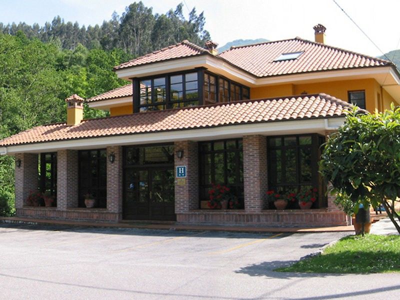 Hotel Benzua Villanueva de Ardisana Екстер'єр фото