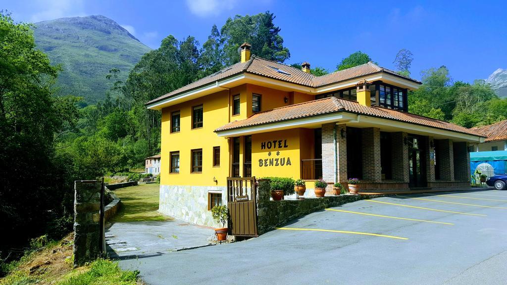 Hotel Benzua Villanueva de Ardisana Екстер'єр фото