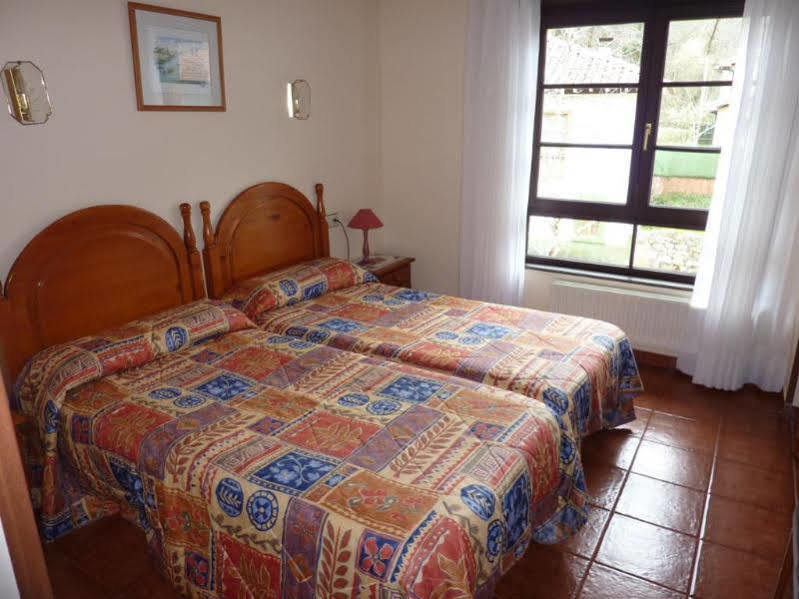 Hotel Benzua Villanueva de Ardisana Екстер'єр фото